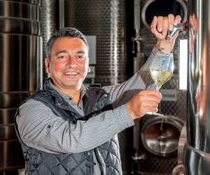 Simon Roberts – Ridgeview Director of Winemaking