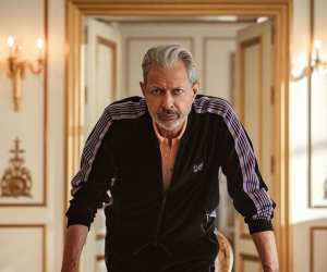 Jeff Goldblum as Zeus in Kaos
