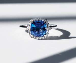 Sapphire ring