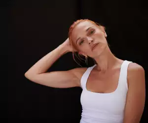 Anna Brewster