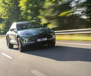 Aston Martin DBX