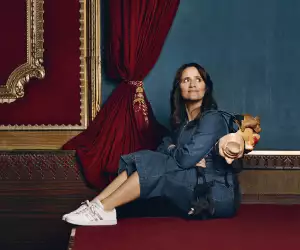 Nina Conti
