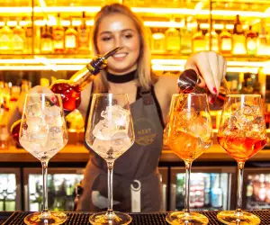 Best Shoreditch Cocktail Bars – pouring drinks at Nest