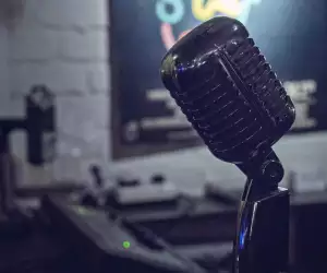 Microphone