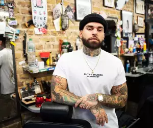 Klipper Kem at Cuts & Bruises barbershop