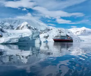 Antarctic cruise