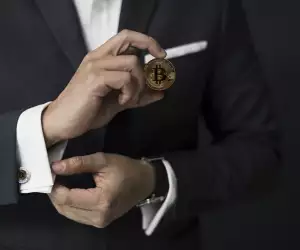 Man investing in Bitcoin