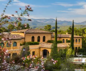 Terre Blanche Hotel