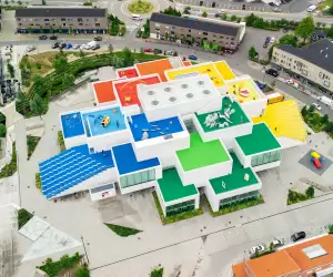 Lego House