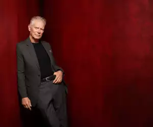 Stephen Lang