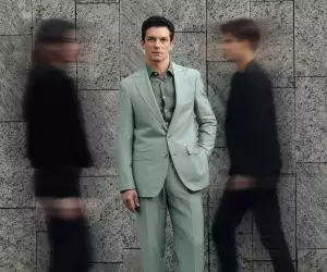 Model wearing Lanieri suit