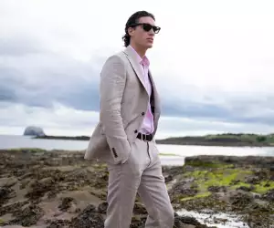 Walker Slater summer linen suit